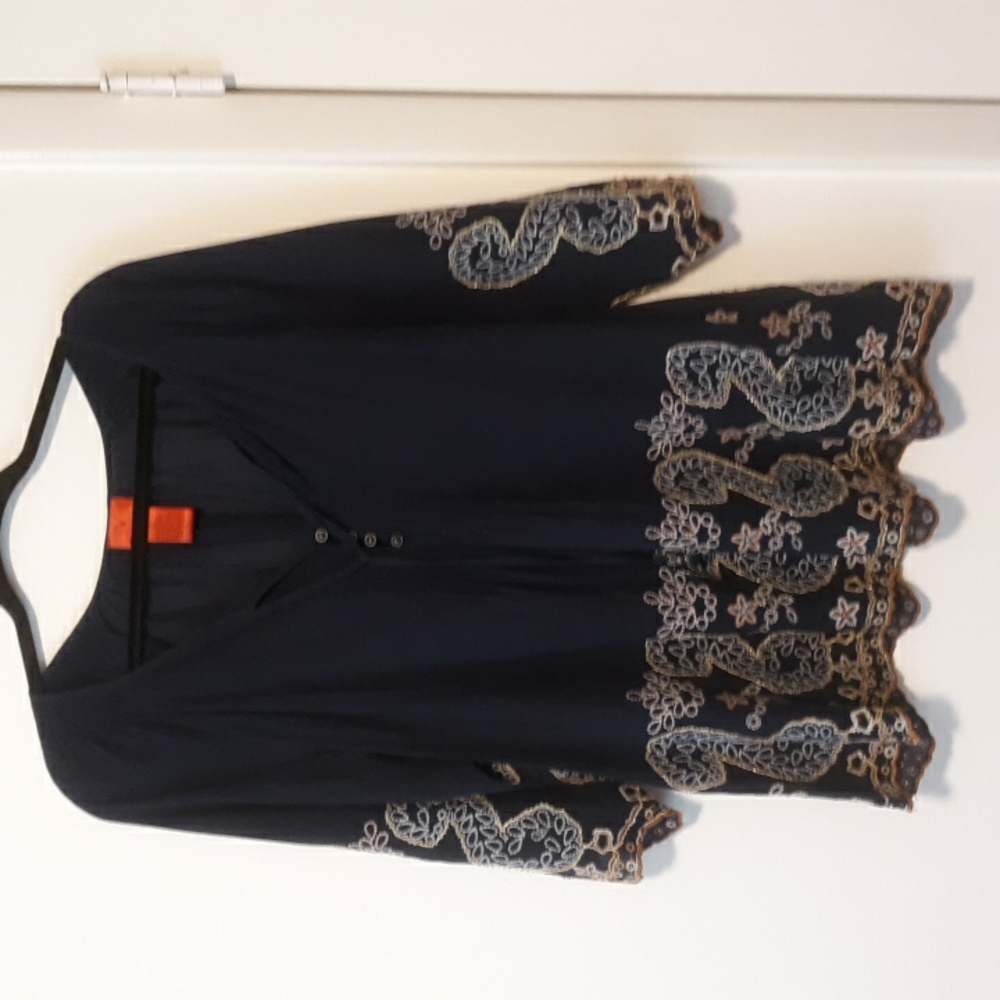 V Christina Navy blue tunic round neck top with embroidered lace detail